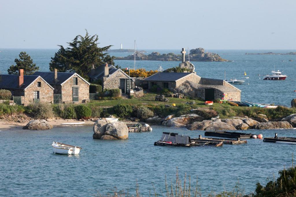 La Chanterie Agreable Mobil-Home Residentiel Normand サン・ペール・シュル・メール エクステリア 写真